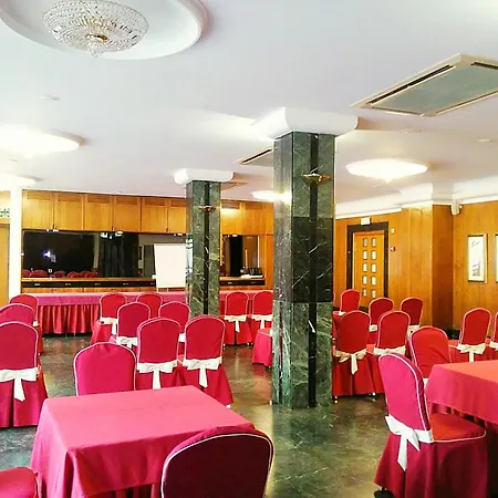 Отель Imperial 4*