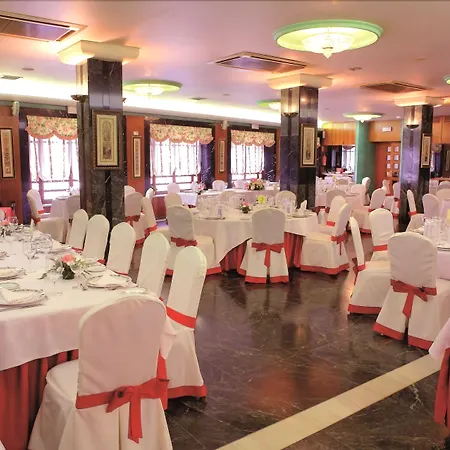 Imperial Hotel 4*