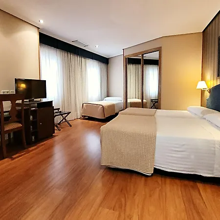 Imperial 4*