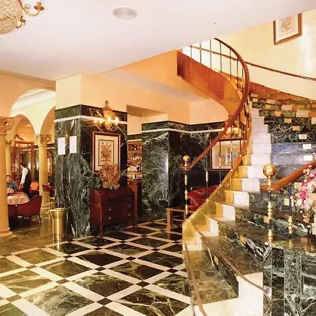 Отель Imperial Вальядолид