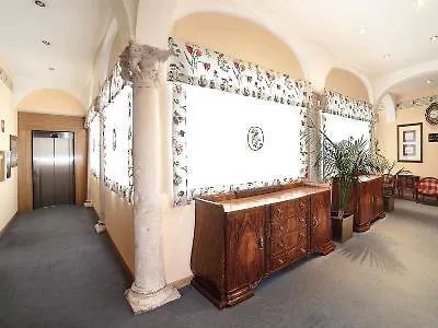 Imperial Hotel 4*